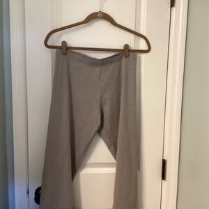 NEW Victoria’s Secret Gray Leggings